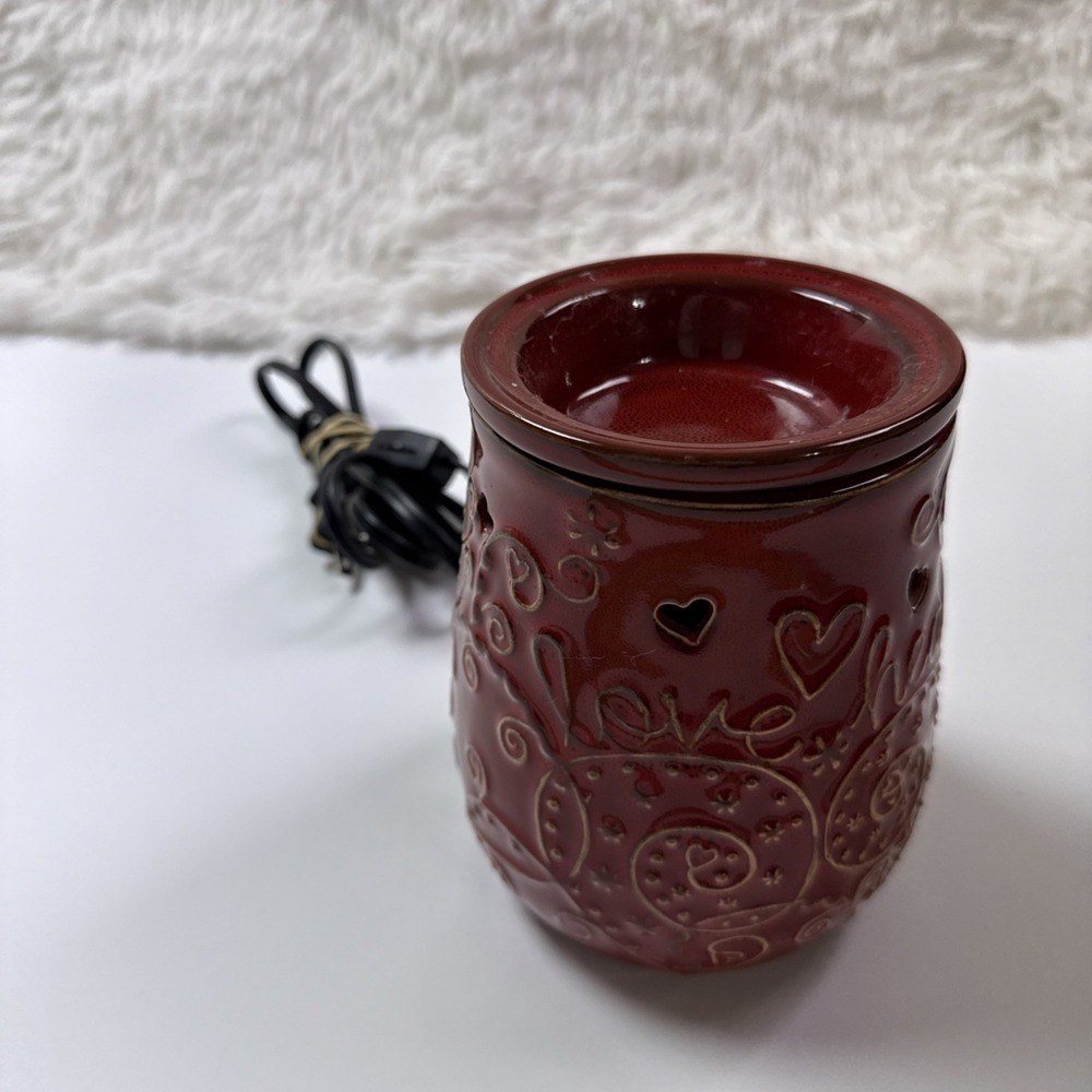 Scentsy LOVE HEALS Full Size Wax Warmer‎ Rust Red Hearts No Box